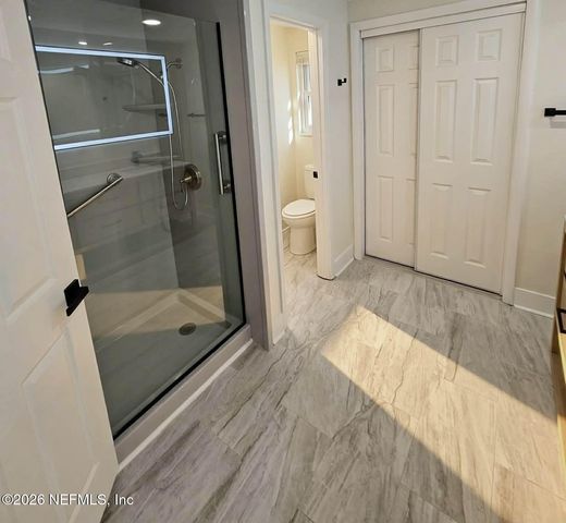 10206 SHOREVIEW Drive N, Jacksonville, FL 32218