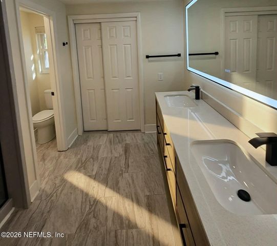 10206 SHOREVIEW Drive N, Jacksonville, FL 32218