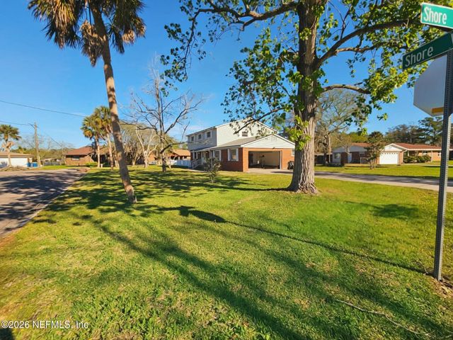 10206 SHOREVIEW Drive N, Jacksonville, FL 32218