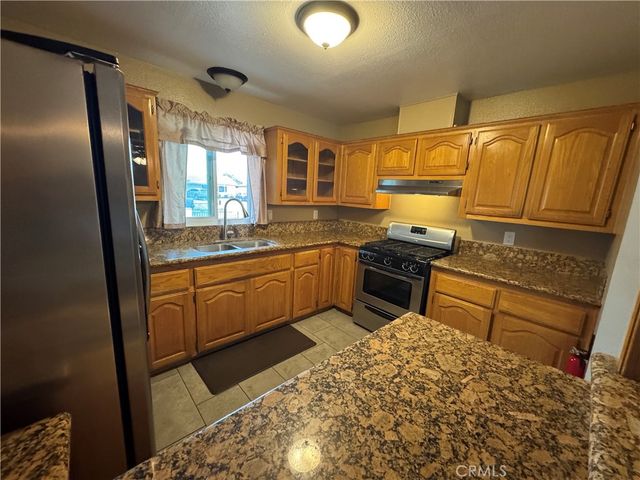 428 E Montrose, Rialto, CA 92376