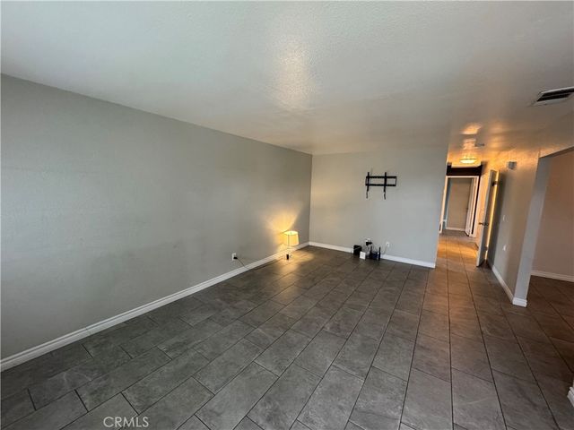 428 E Montrose, Rialto, CA 92376