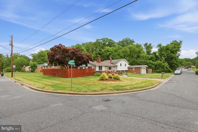 8110 BERNARD DR, Fort Washington, MD 20744