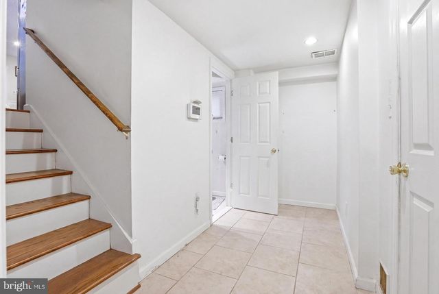 8110 BERNARD DR, Fort Washington, MD 20744