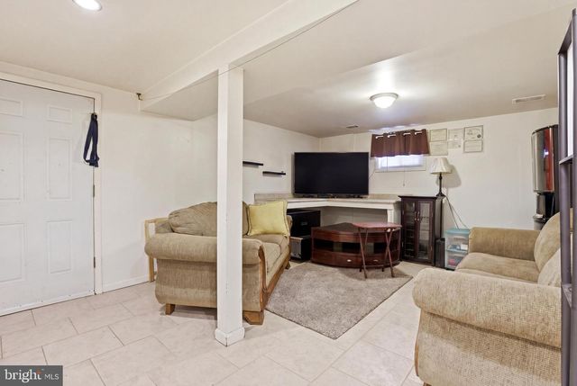 8110 BERNARD DR, Fort Washington, MD 20744