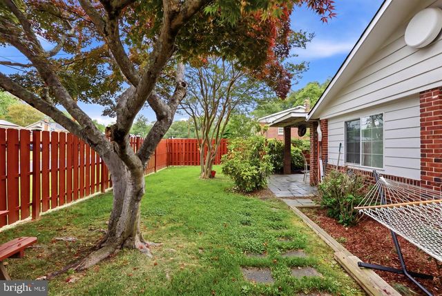 8110 BERNARD DR, Fort Washington, MD 20744