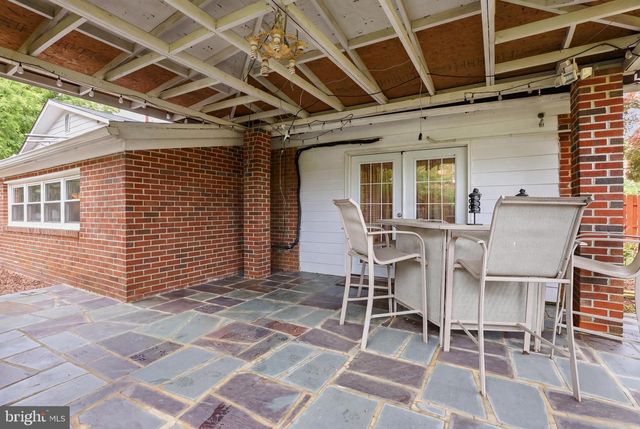 8110 BERNARD DR, Fort Washington, MD 20744