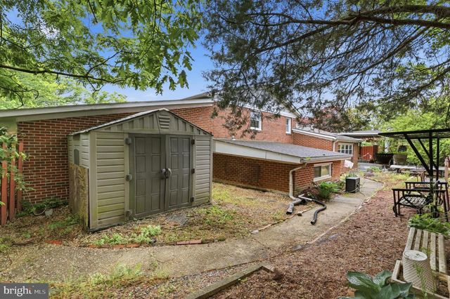 8110 BERNARD DR, Fort Washington, MD 20744