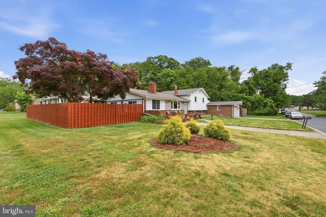 8110 BERNARD DR, Fort Washington, MD 20744