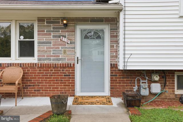 8110 BERNARD DR, Fort Washington, MD 20744