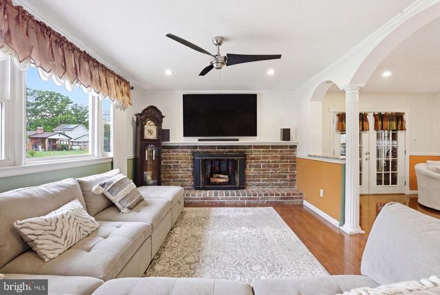 8110 BERNARD DR, Fort Washington, MD 20744