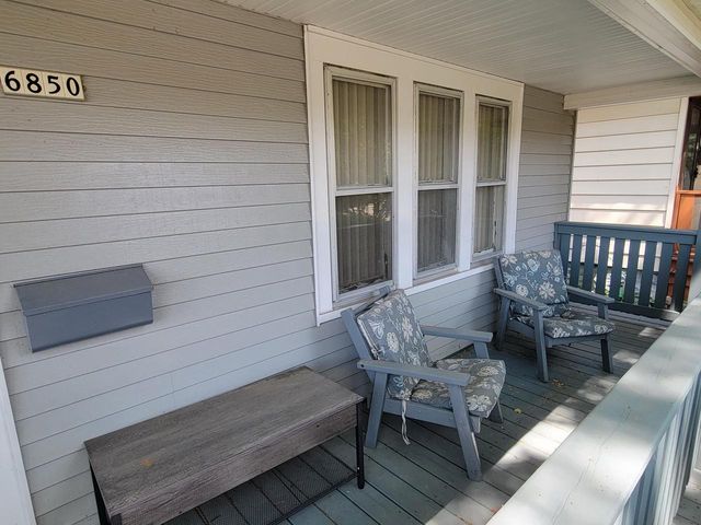 6850 St James STREET, Wauwatosa, WI 53213