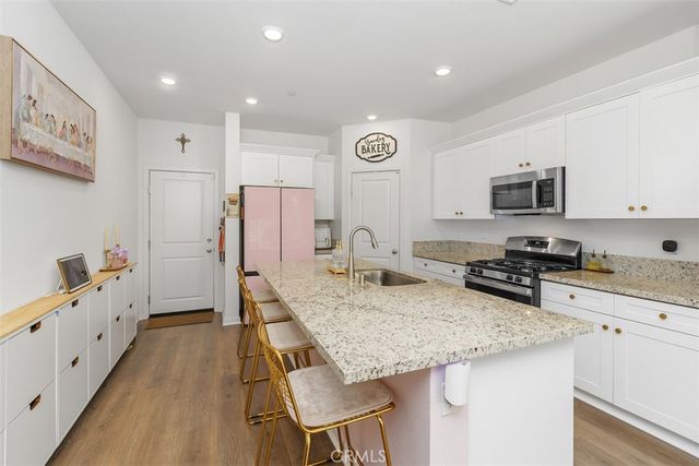 32600 Manhattan Ave, Winchester, CA 92596