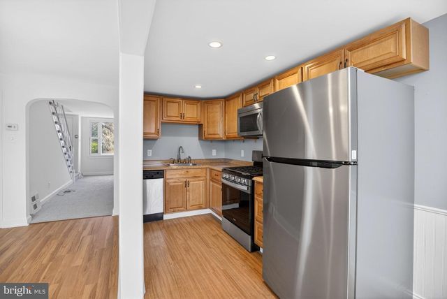 107 N BISHOP AVE, Clifton Heights, PA 19018