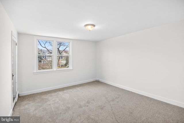 107 N BISHOP AVE, Clifton Heights, PA 19018