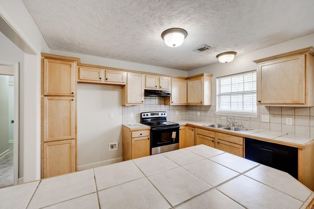 54 Louise Lane, Greenbrier, AR 72058