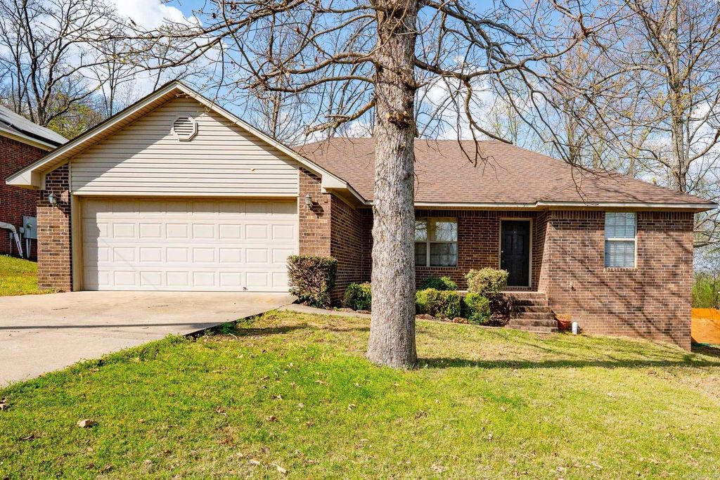 54 Louise Lane, Greenbrier, AR 72058