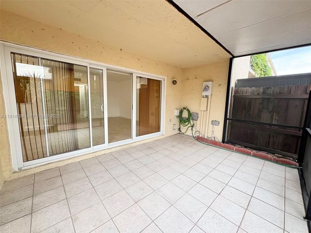 6568 SW 41st Pl 151, Davie, FL 33314