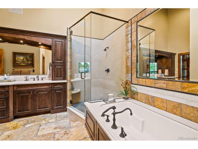 31 Pinnacle Ln, Dillon, CO 80435