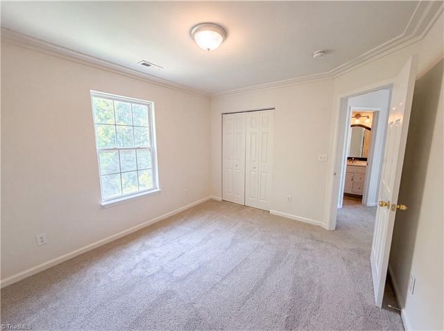 207 Calla Lilly Lane, Kernersville, NC 27284
