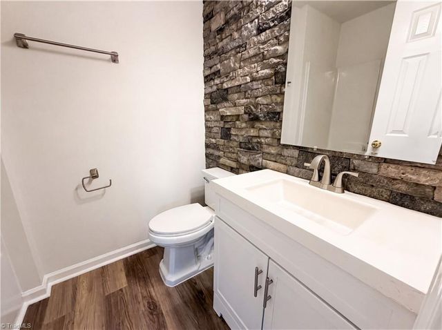 207 Calla Lilly Lane, Kernersville, NC 27284
