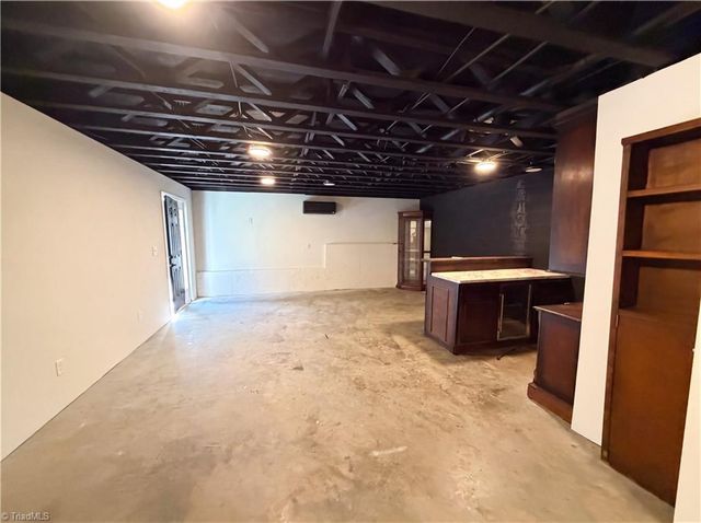 207 Calla Lilly Lane, Kernersville, NC 27284