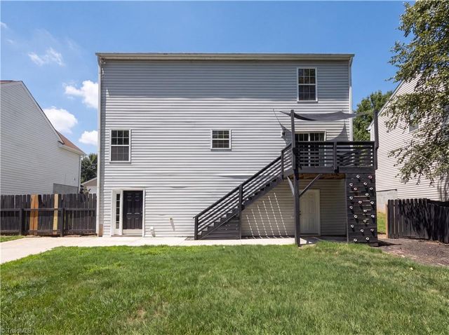 207 Calla Lilly Lane, Kernersville, NC 27284