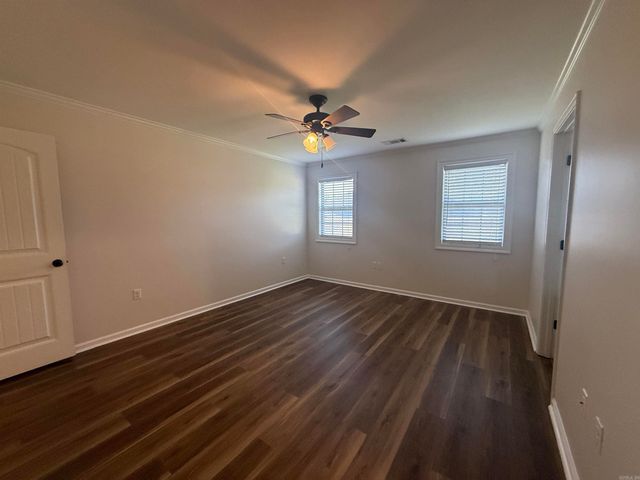 906 Garrison, Paragould, AR 72450