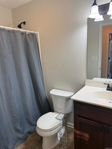 906 Garrison, Paragould, AR 72450