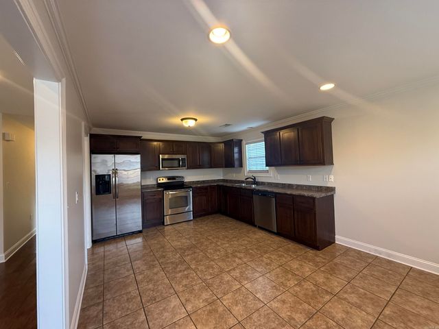 906 Garrison, Paragould, AR 72450