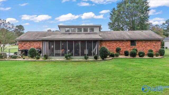4203 SE Horseshoe Bend Road SE, Decatur, AL 35603