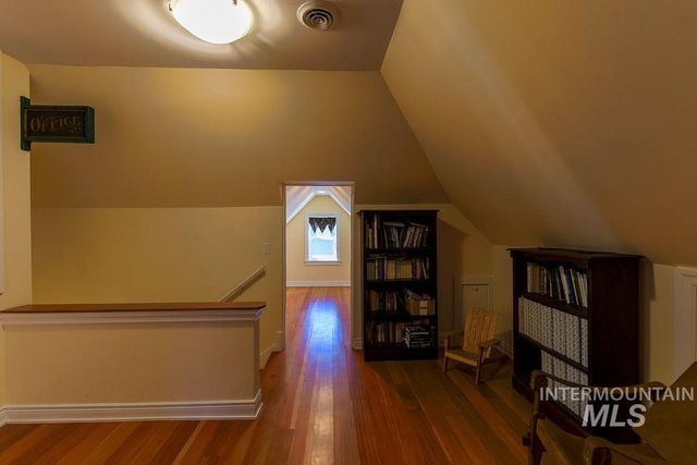 103 S Polk St., Moscow, ID 83843