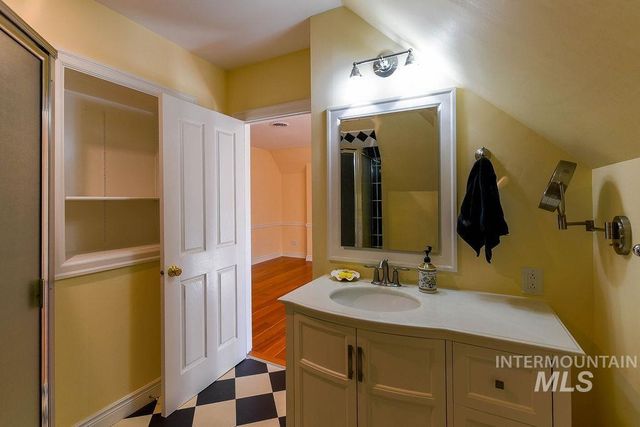 103 S Polk St., Moscow, ID 83843