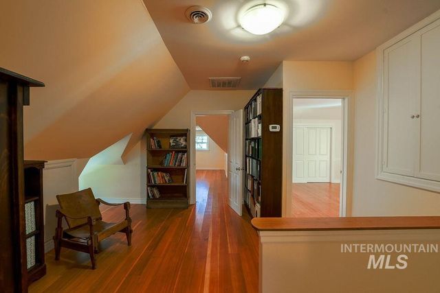103 S Polk St., Moscow, ID 83843