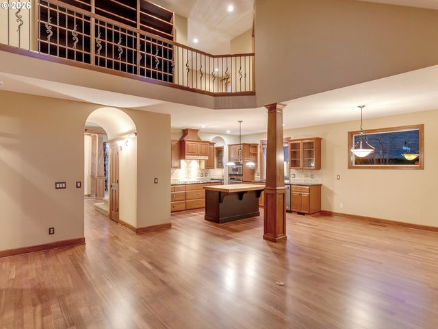 11048 Sw MADRONE Ct, Tualatin, OR 97062