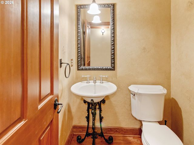 11048 Sw MADRONE Ct, Tualatin, OR 97062