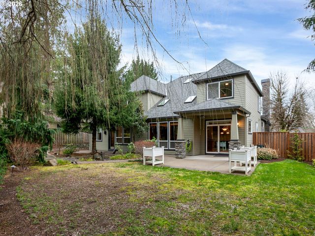 11048 Sw MADRONE Ct, Tualatin, OR 97062