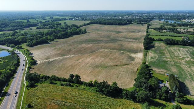 21210 W Grass Lake Road, Lake Villa, IL 60046