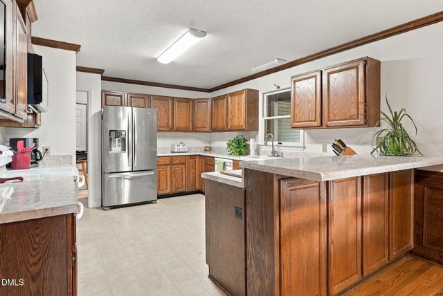757 Turtle Creek Drive, Pittsboro, NC 27312