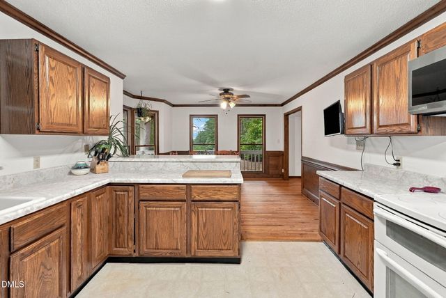 757 Turtle Creek Drive, Pittsboro, NC 27312