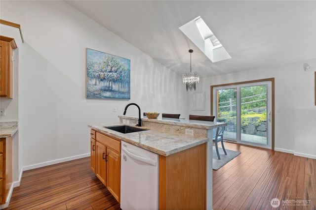 1069 5th, Steilacoom, WA 98388