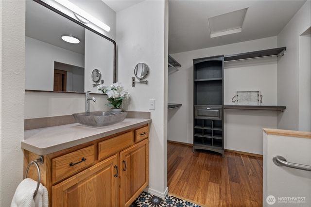 1069 5th, Steilacoom, WA 98388
