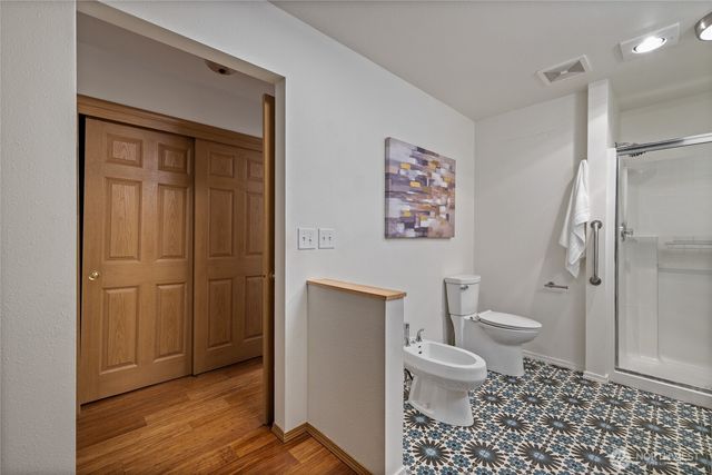 1069 5th, Steilacoom, WA 98388