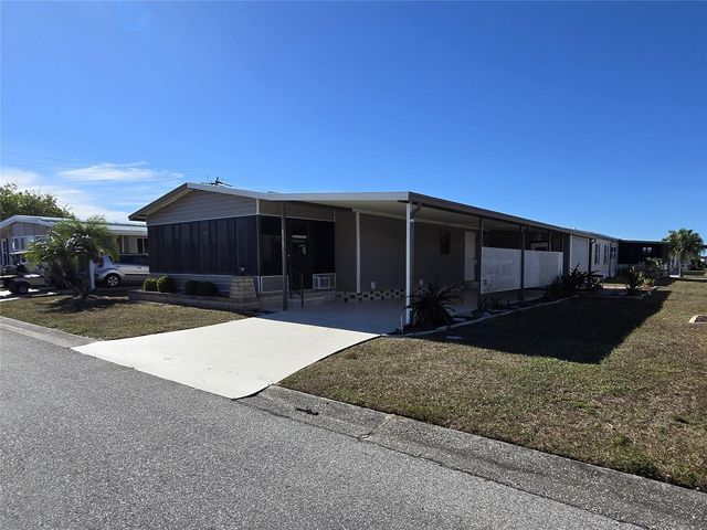 8907 32ND AVENUE E, Palmetto, FL 34221
