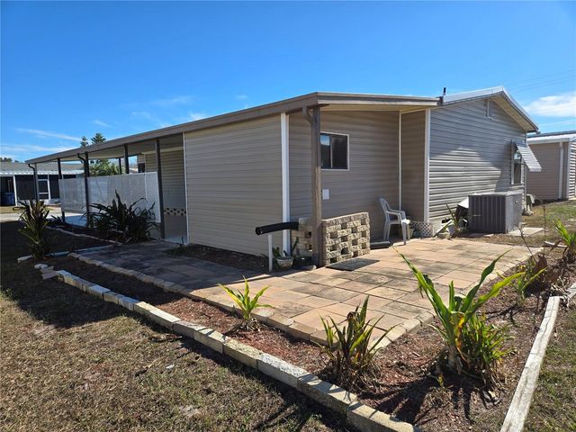 8907 32ND AVENUE E, Palmetto, FL 34221