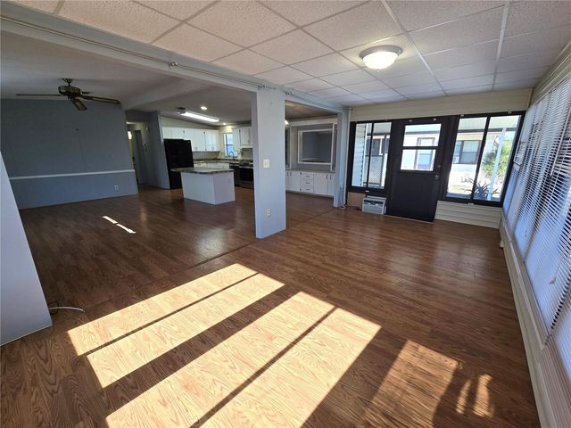 8907 32ND AVENUE E, Palmetto, FL 34221