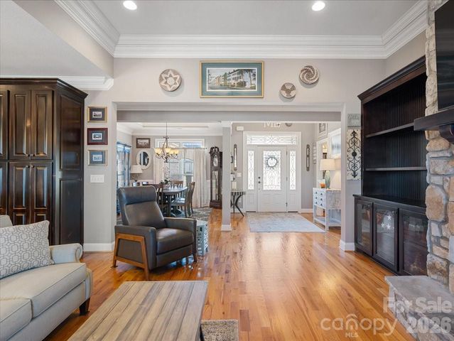 137 Ledge Stone Lane, Gaffney, SC 29341