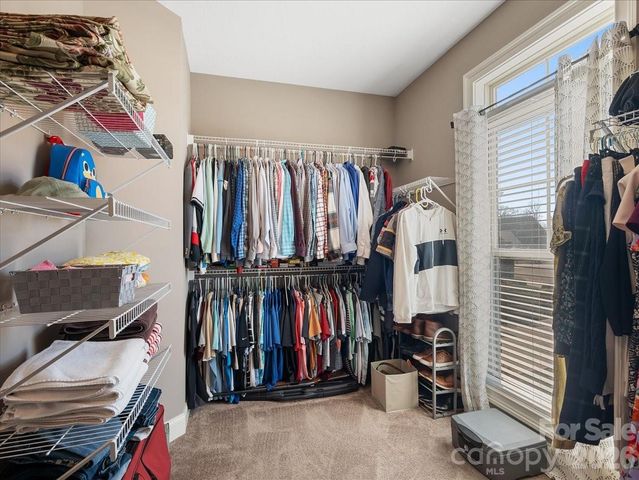 137 Ledge Stone Lane, Gaffney, SC 29341