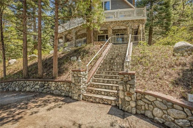 755 Grass Valley, Lake Arrowhead, CA 92352