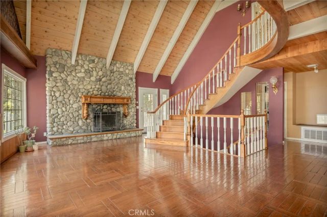 755 Grass Valley, Lake Arrowhead, CA 92352