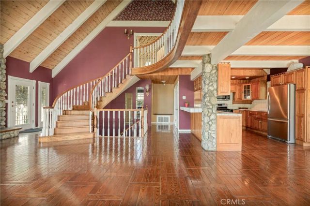 755 Grass Valley, Lake Arrowhead, CA 92352